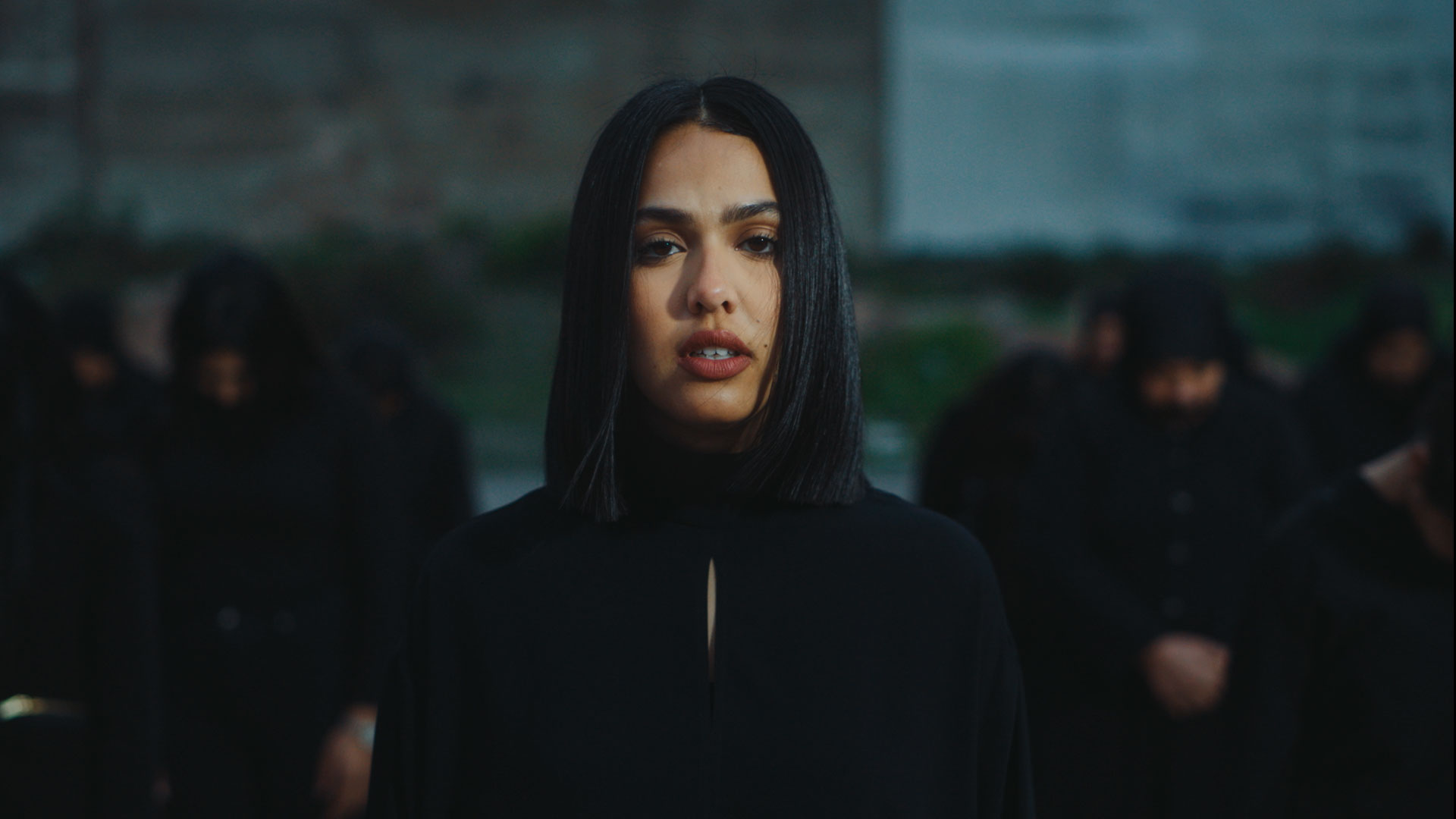 Manal Benchlikha's Latest Hit: '3ari' Music Video Directed by Farid Malki